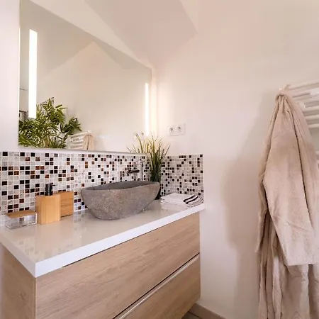 Apartment A Jacuzzi With Sea View - Duplex With 2 Terraces